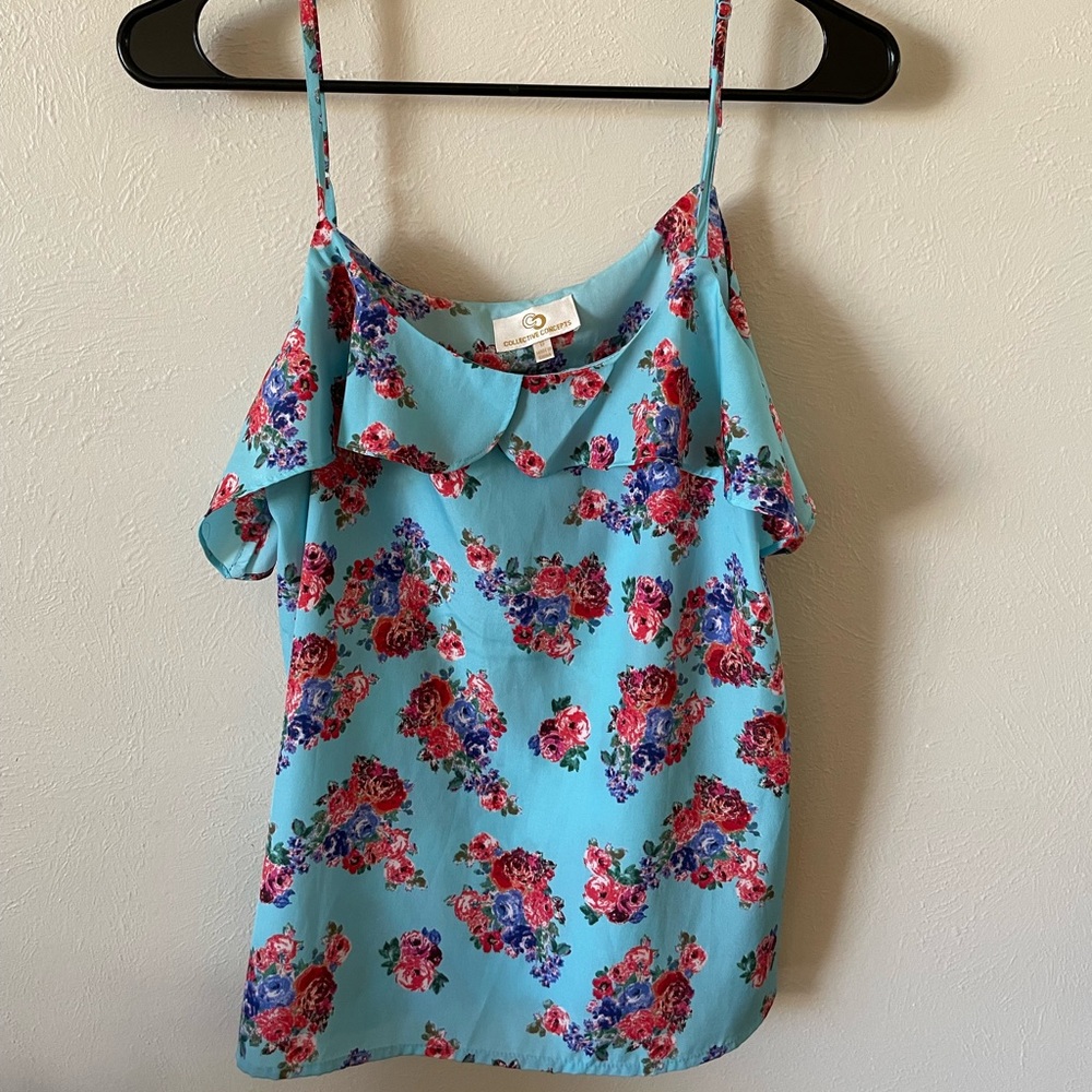 Light blue floral tank top